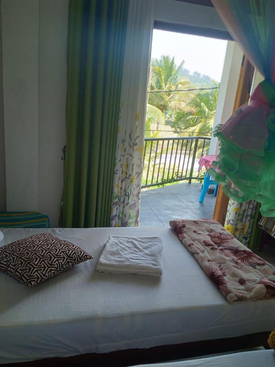 Wathsala Home Villa เอลลา ภายนอก รูปภาพ